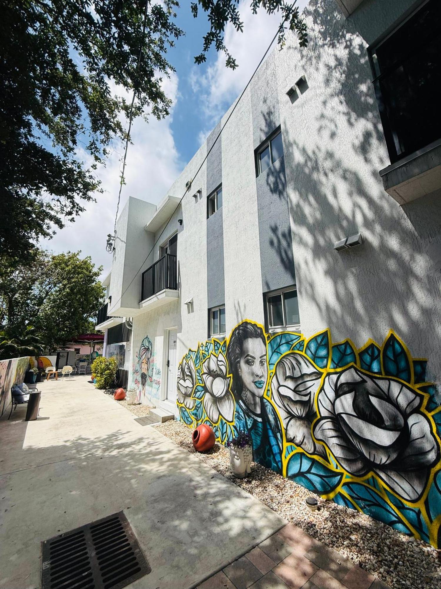 Atrium Hostel Design District Miami Exterior foto