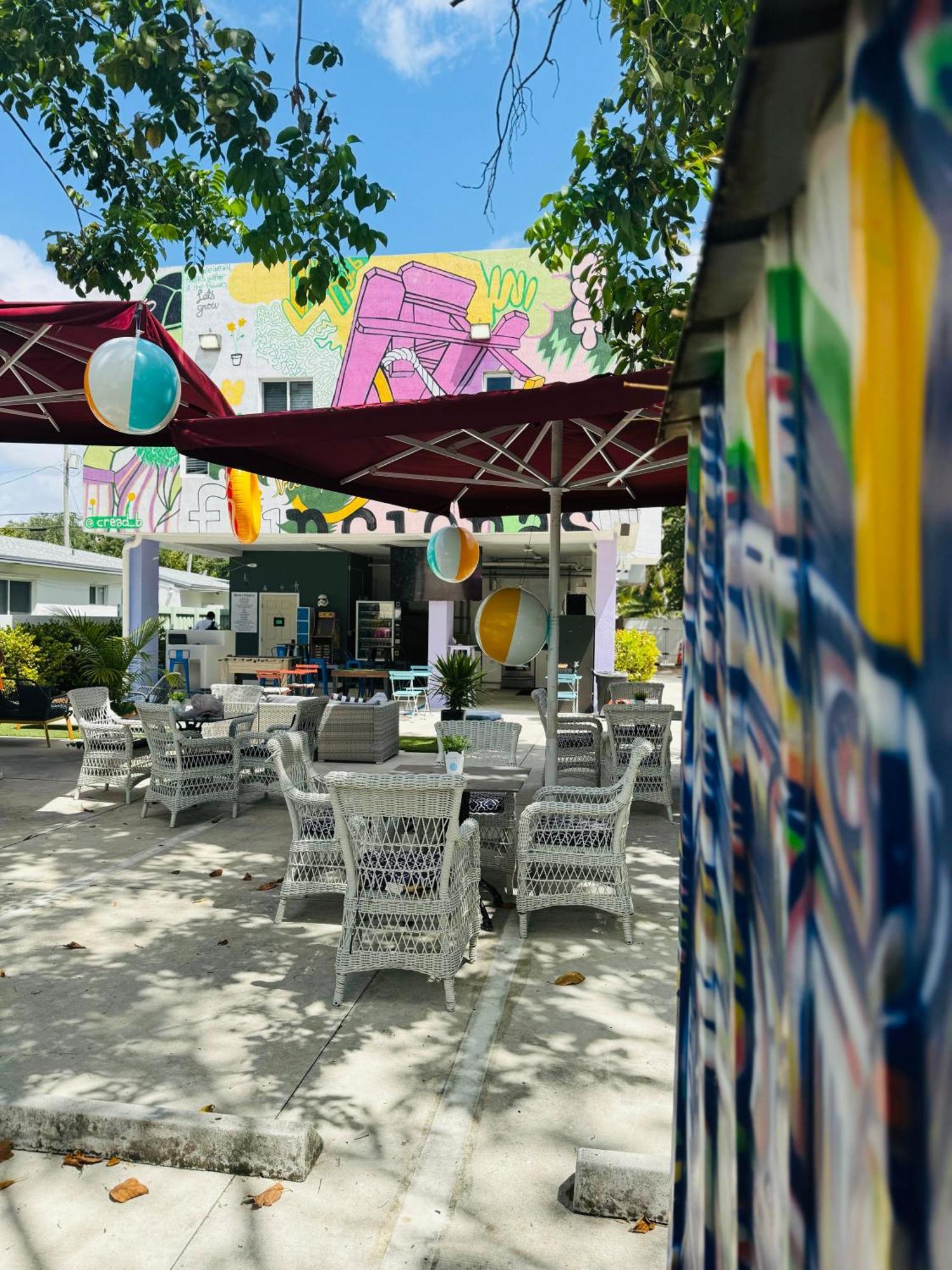 Atrium Hostel Design District Miami Exterior foto